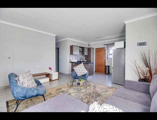 3 BEDROOM HOUSE FOR SALE IN SELCOURT